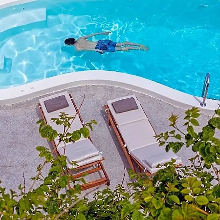 Windmill Santorini Exclusive Retreat * 이메로비글리