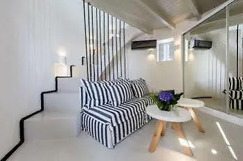 Windmill Santorini Exclusive Retreat *