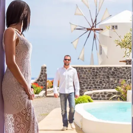 Windmill Santorini Exclusive Retreat * 이메로비글리