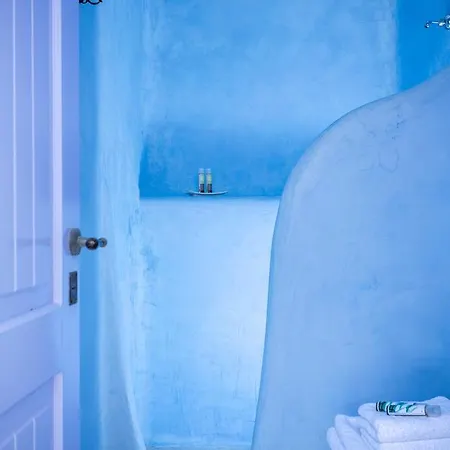 Windmill Santorini Exclusive Retreat 이메로비글리