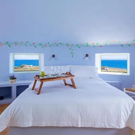 Windmill Vila Imerovigli (Santorini)