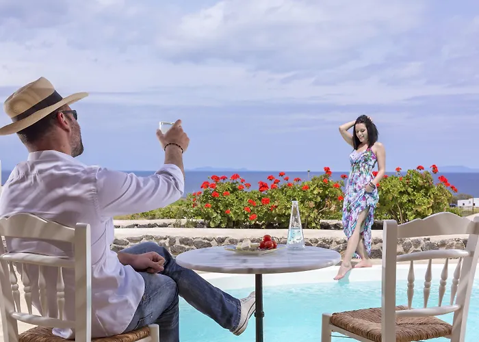 Vila Windmill Santorini Exclusive Retreat